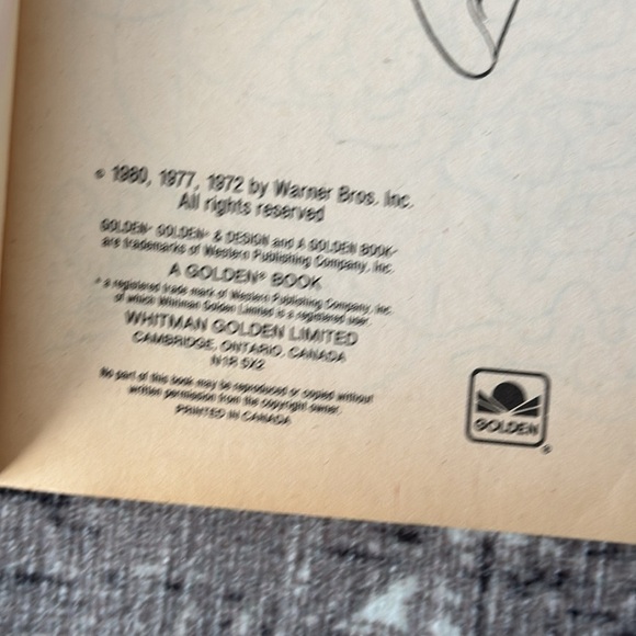 Vintage Bugs Bunny Busy Book - colouring - Picture 3 of 5